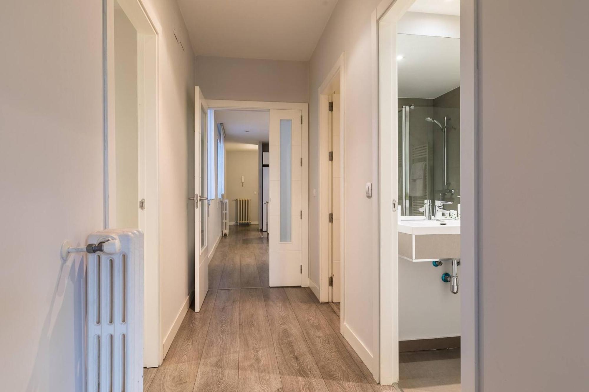 Castellana Suites Madrid Extérieur photo