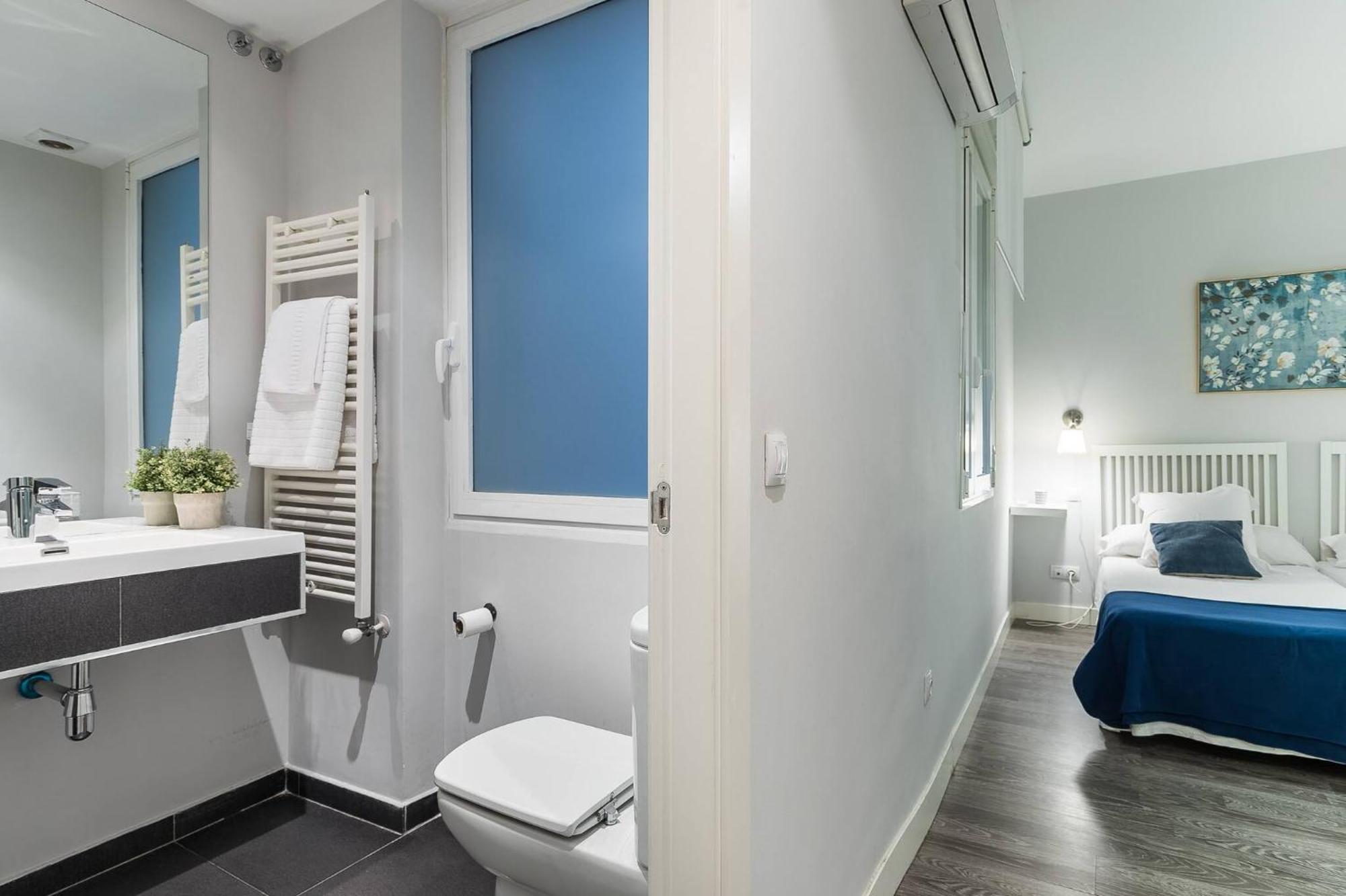 Castellana Suites Madrid Extérieur photo
