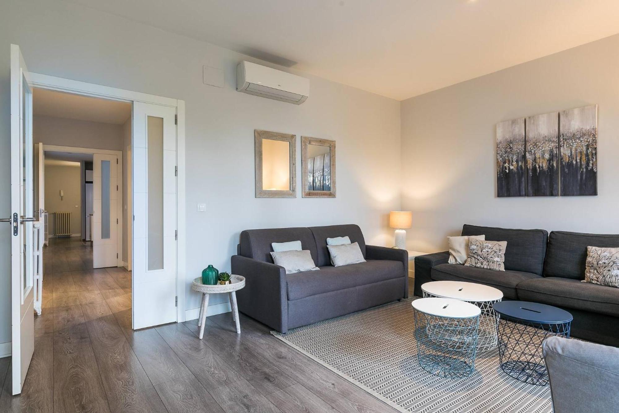 Castellana Suites Madrid Extérieur photo
