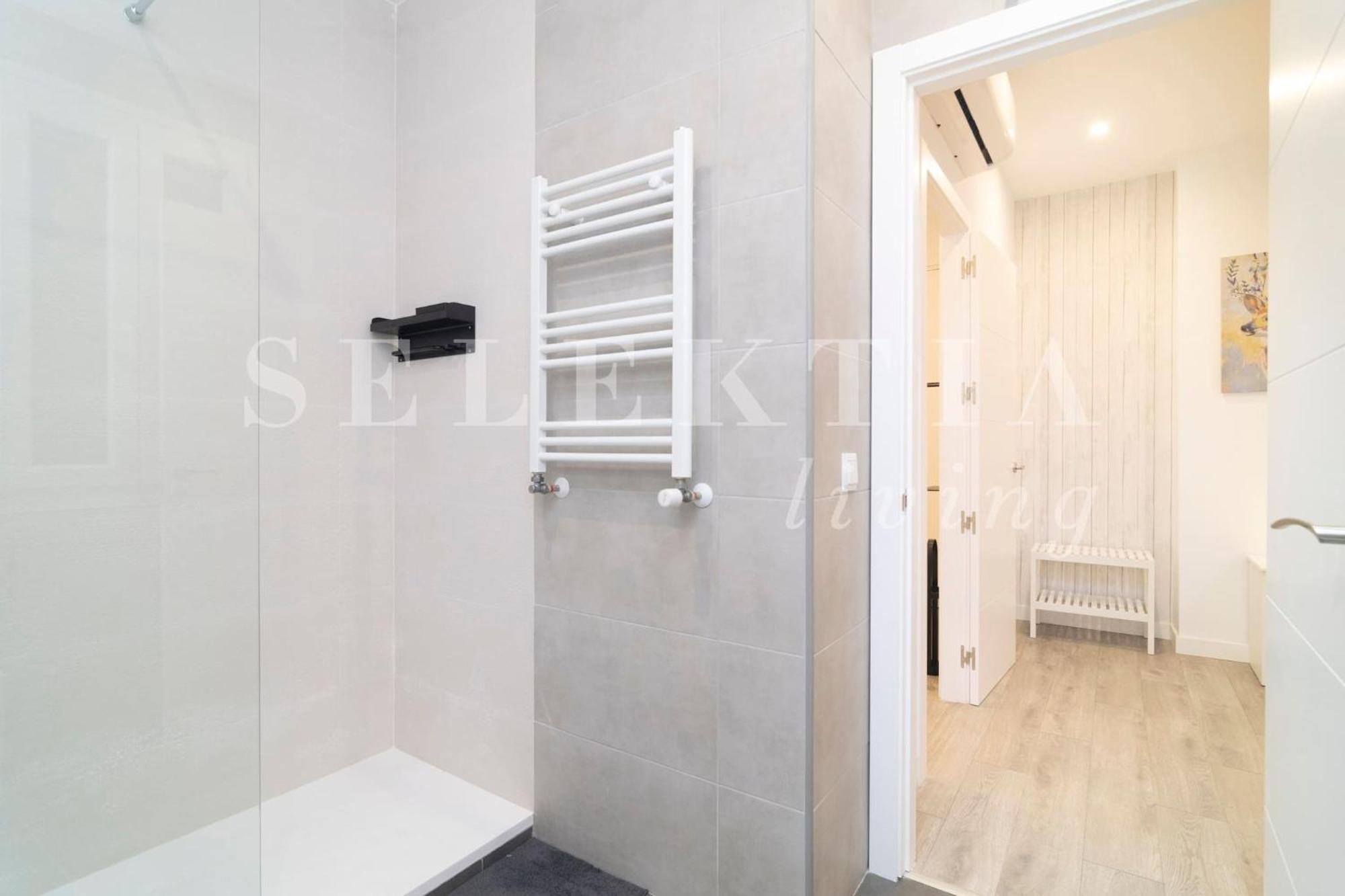 Castellana Suites Madrid Extérieur photo